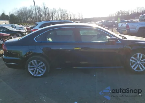 2018 Volkswagen Passat 2.0T Se z USA, uszkodzony, nr VIN 1VWBA7A36JC041589